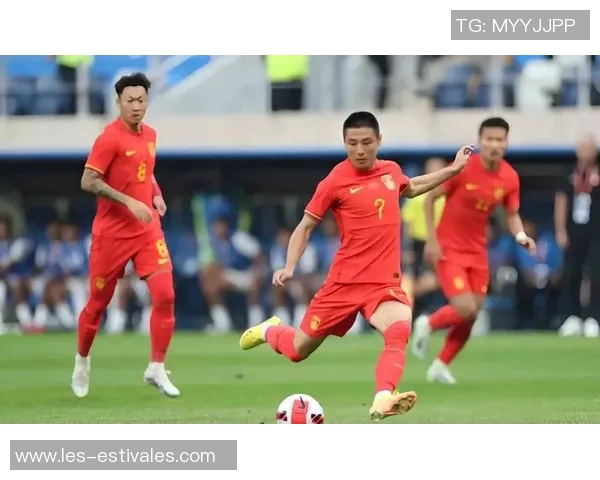 洲际杯精彩回顾：北京足球队默契配合展现团队实力与战术智慧