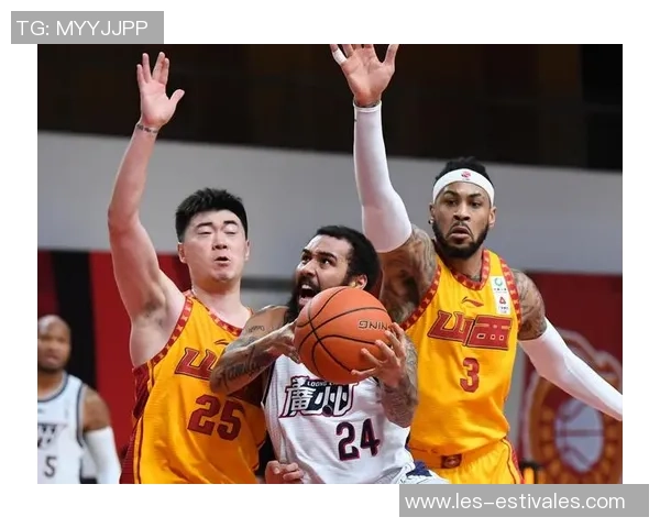 深圳乒乓球队以83分稳居精英赛积分榜首位展现强劲实力